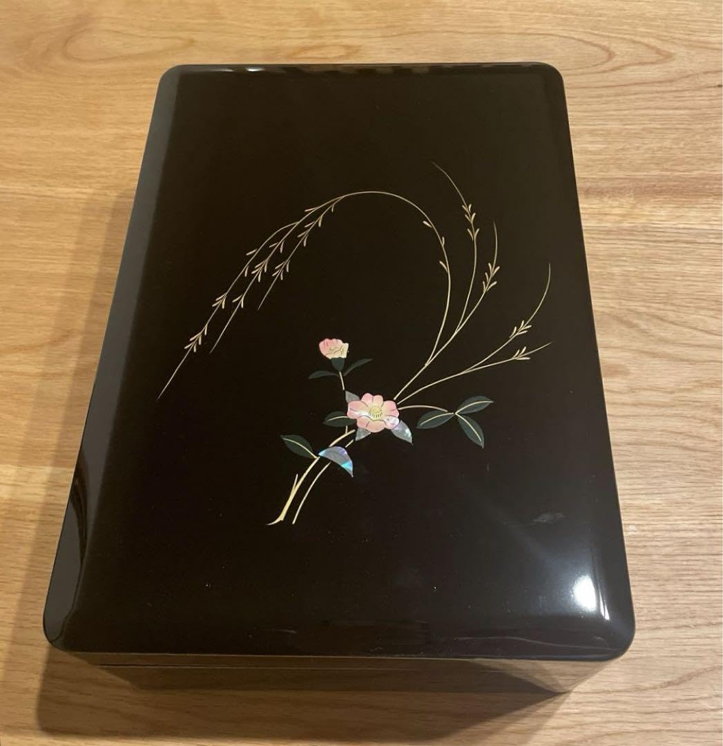 高岡漆器　文庫尺一　山茶花貝入蒔絵　書類入れ　文箱 Amazon.co.jp: 高岡漆器 文庫尺一 山茶花貝入蒔絵 書類入れ 小物